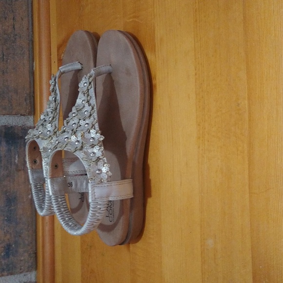 Size 36 Lady comfort flower detail sandals - Picture 4 of 16